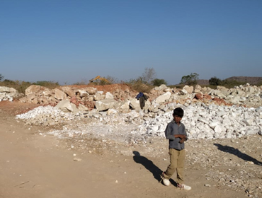 Supplier, Manufacturer of Silica Quartz Sand in India